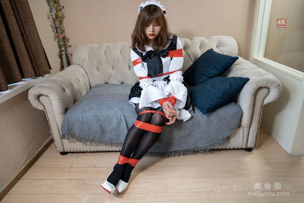 [麗櫃Ligui] 網絡麗人 Model 奈奈《女仆與紅膠帶》 52
