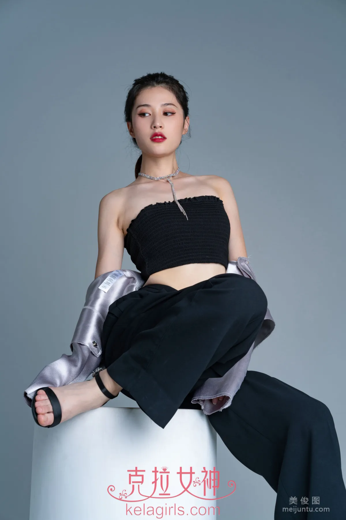 [克拉女神Kelagirls]  苏棠 - 酷拍裸足5