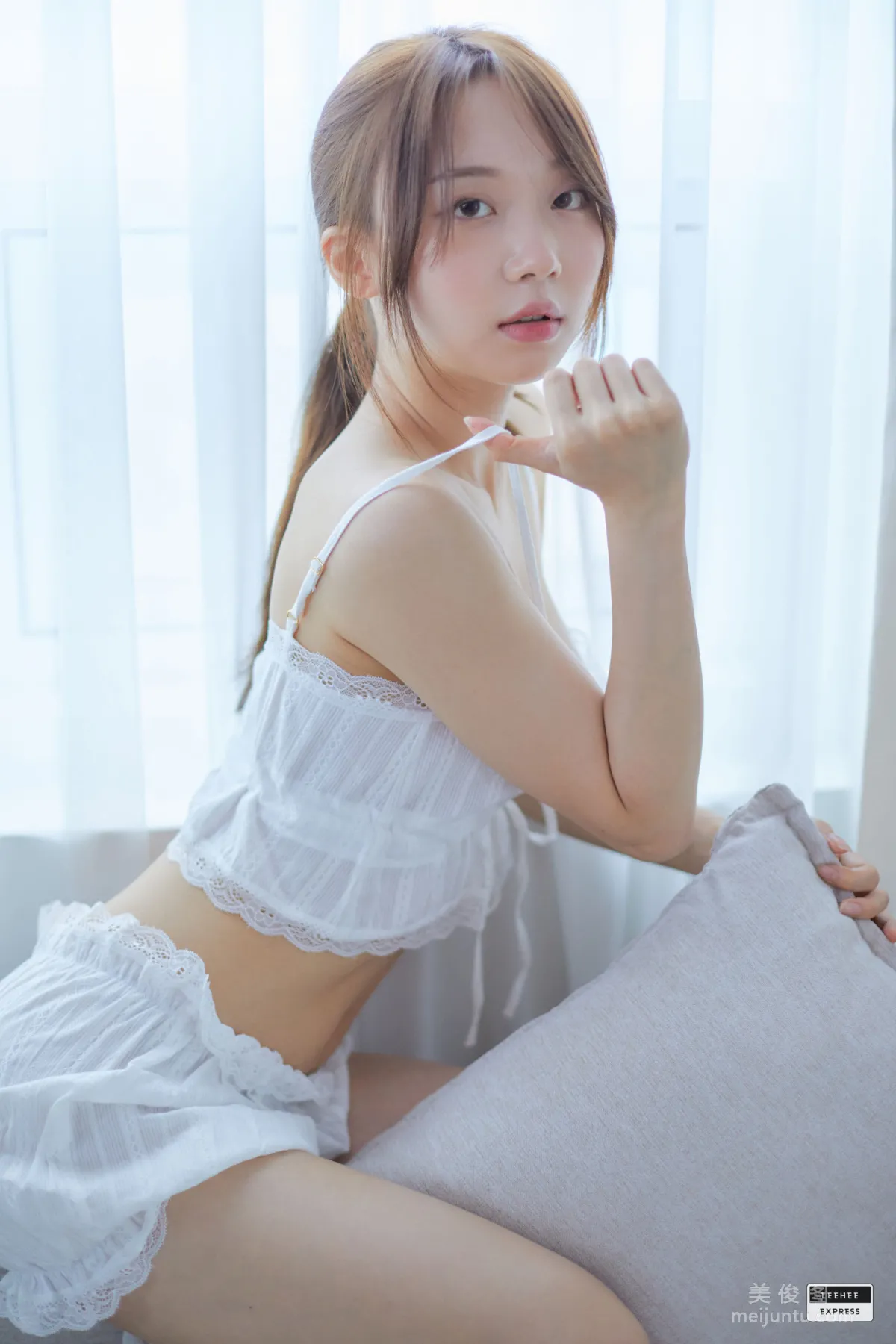 [LEEHEE EXPRESS] LEBE-043B - S.O 寫真套圖 4