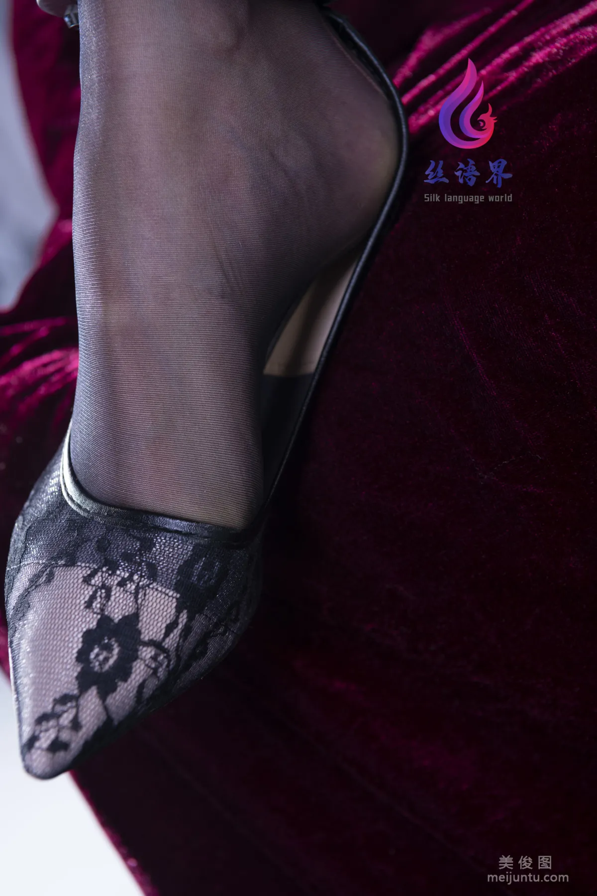 [丽柜Ligui] 网络丽人 Model 团子 《美撼自缚》48