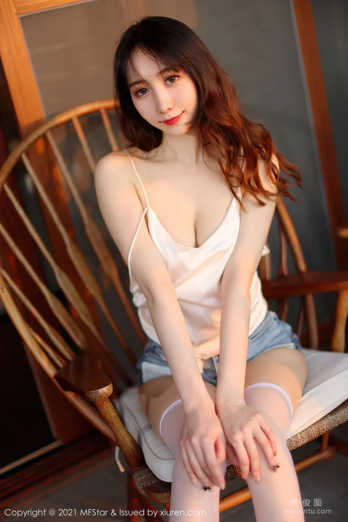 [模范学院MFStar] Vol.506 水水er - 洁白动人的吊带与牛仔裤丝袜3