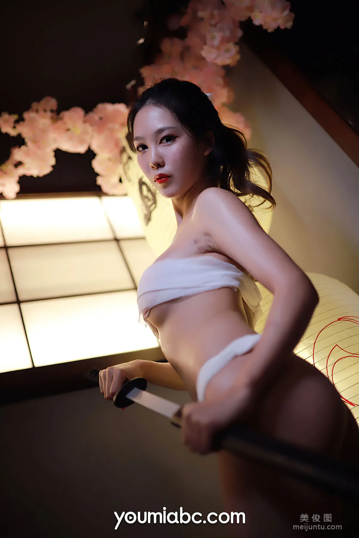 [尤蜜YouMi]  抖娘利世 - 木刀女武士19