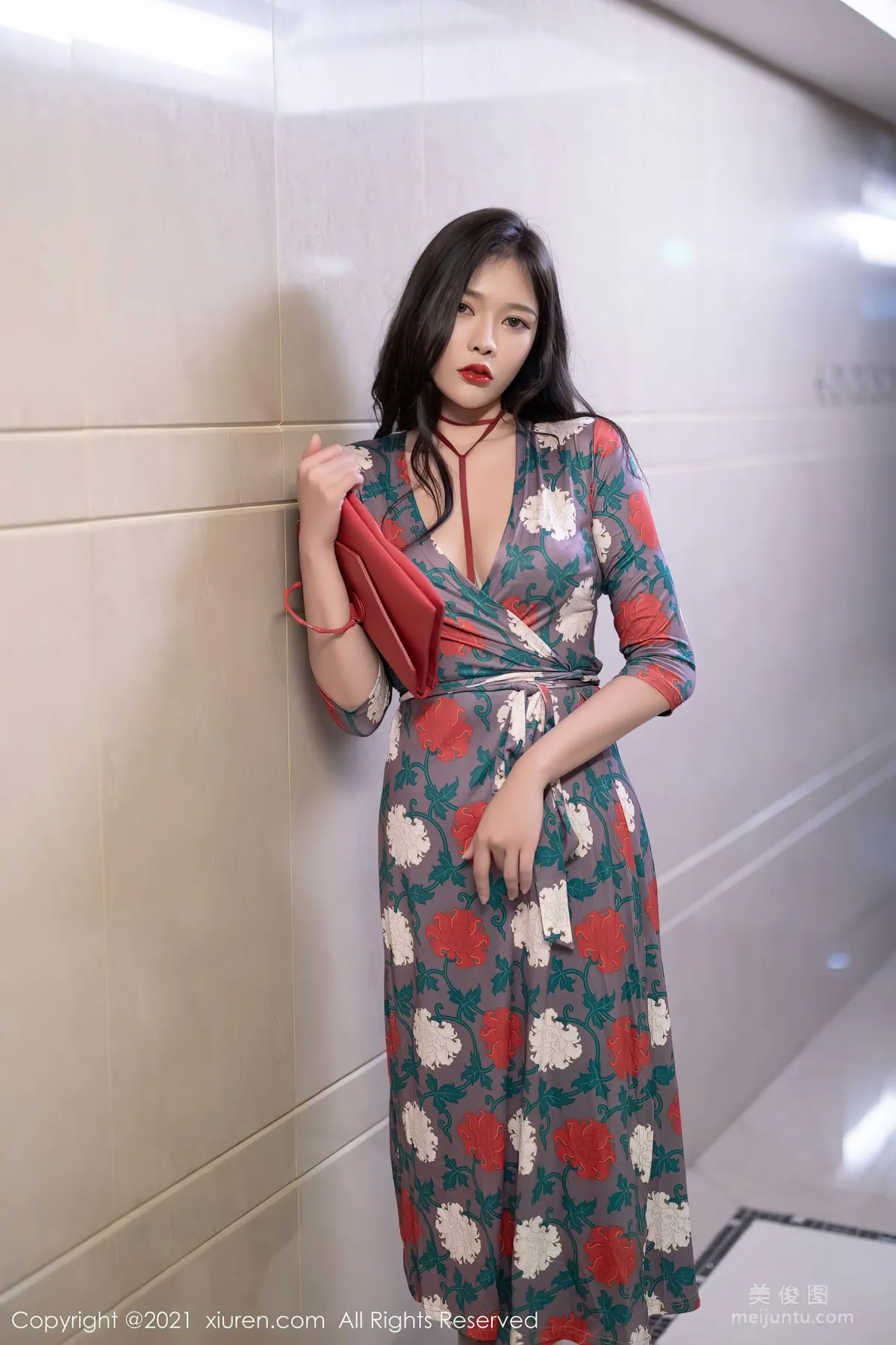 [秀人XiuRen] No.3562 娜比 - 華麗雍容的長裙之下 7