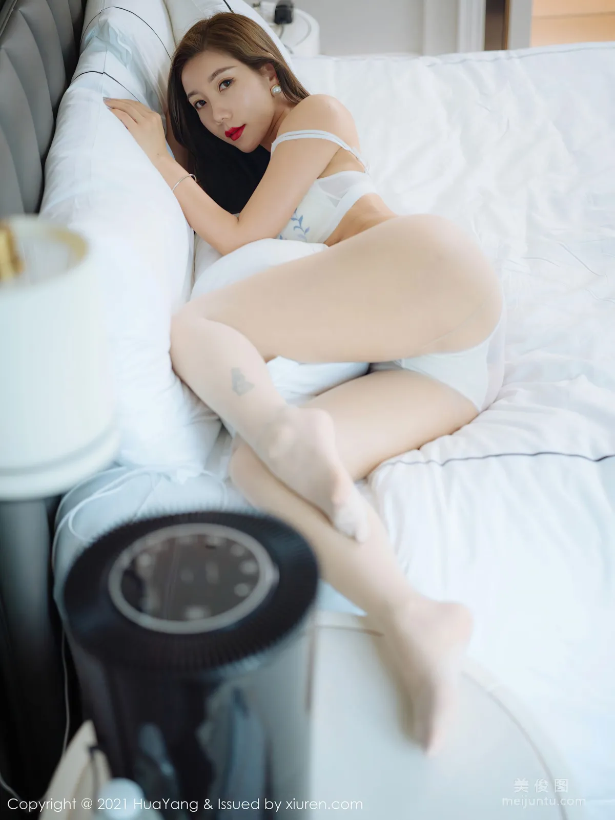[花漾HuaYang] Vol.420 艾靜香 - 精緻的青瓷色内衣 36