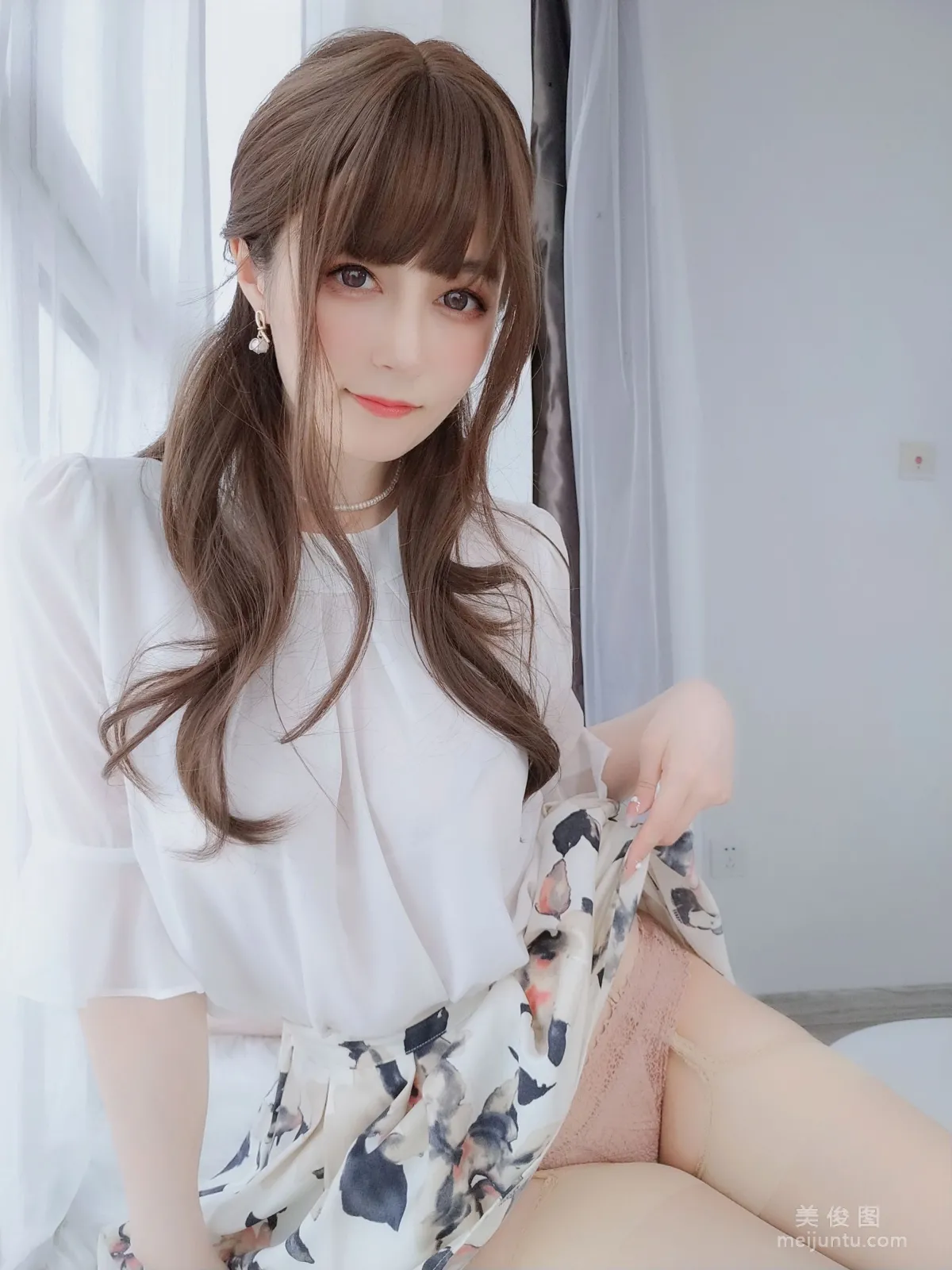 [網紅COSER寫真] 白銀 - 肉絲人妻 套圖 32