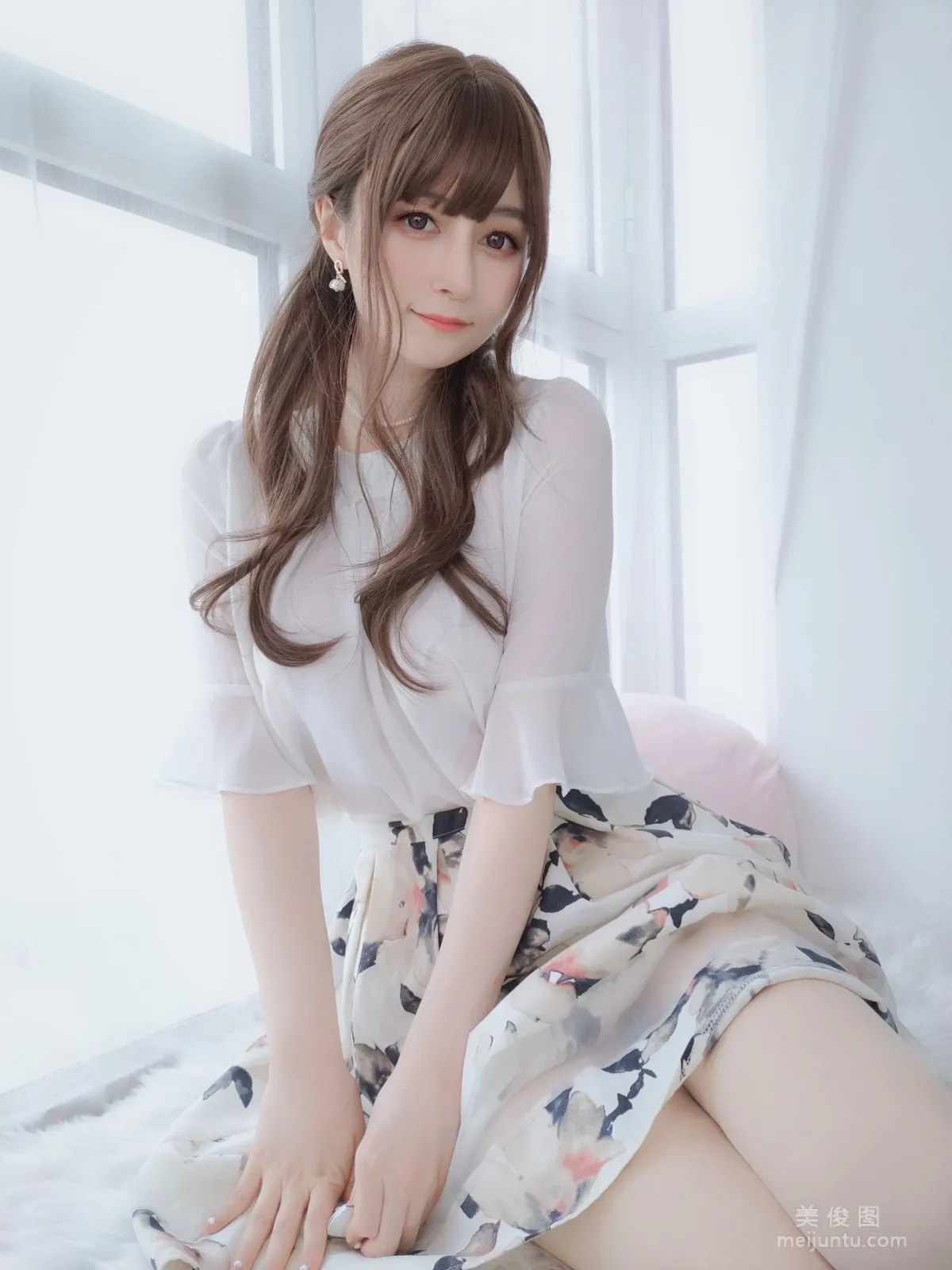 [網紅COSER寫真] 白銀 - 肉絲人妻 套圖 8