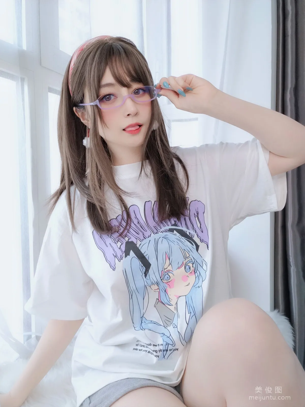 [網紅寫真] Coser小姐姐白銀 - 宅家女友 套圖 17