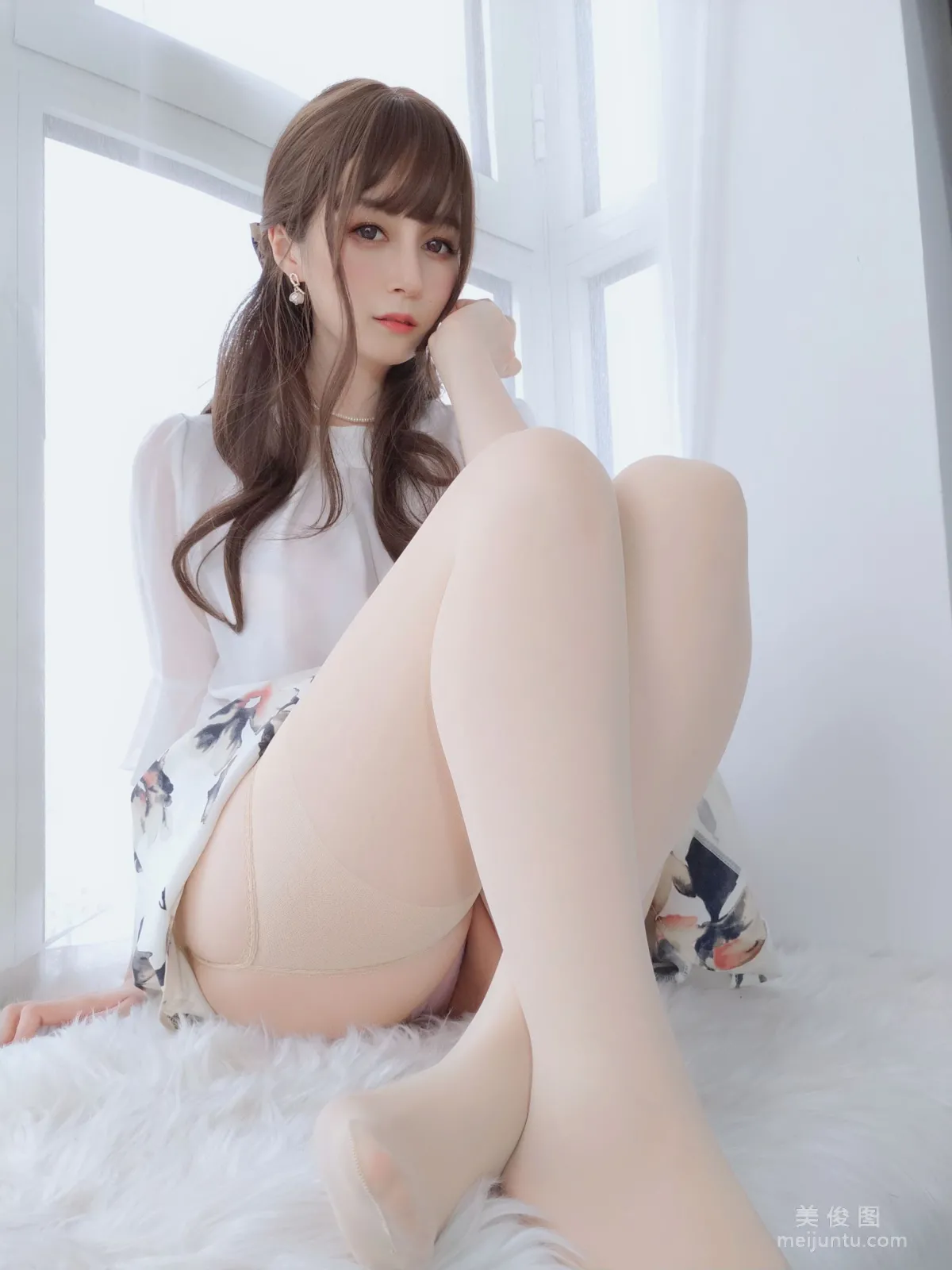 [網紅COSER寫真] 白銀 - 肉絲人妻 套圖 52
