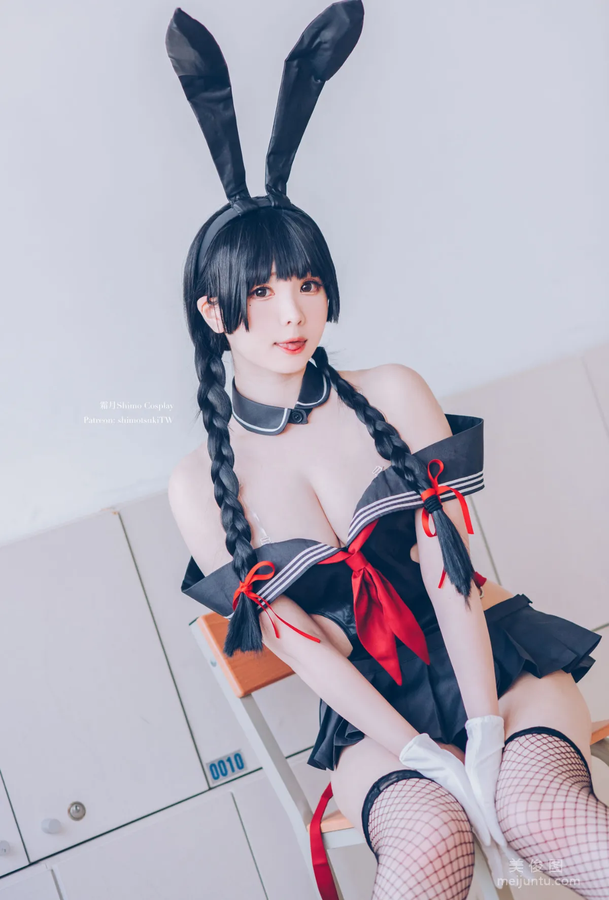 [網紅COSER] 微博妹紙霜月shimo - 卯月桃子 水手服兔女郎 19