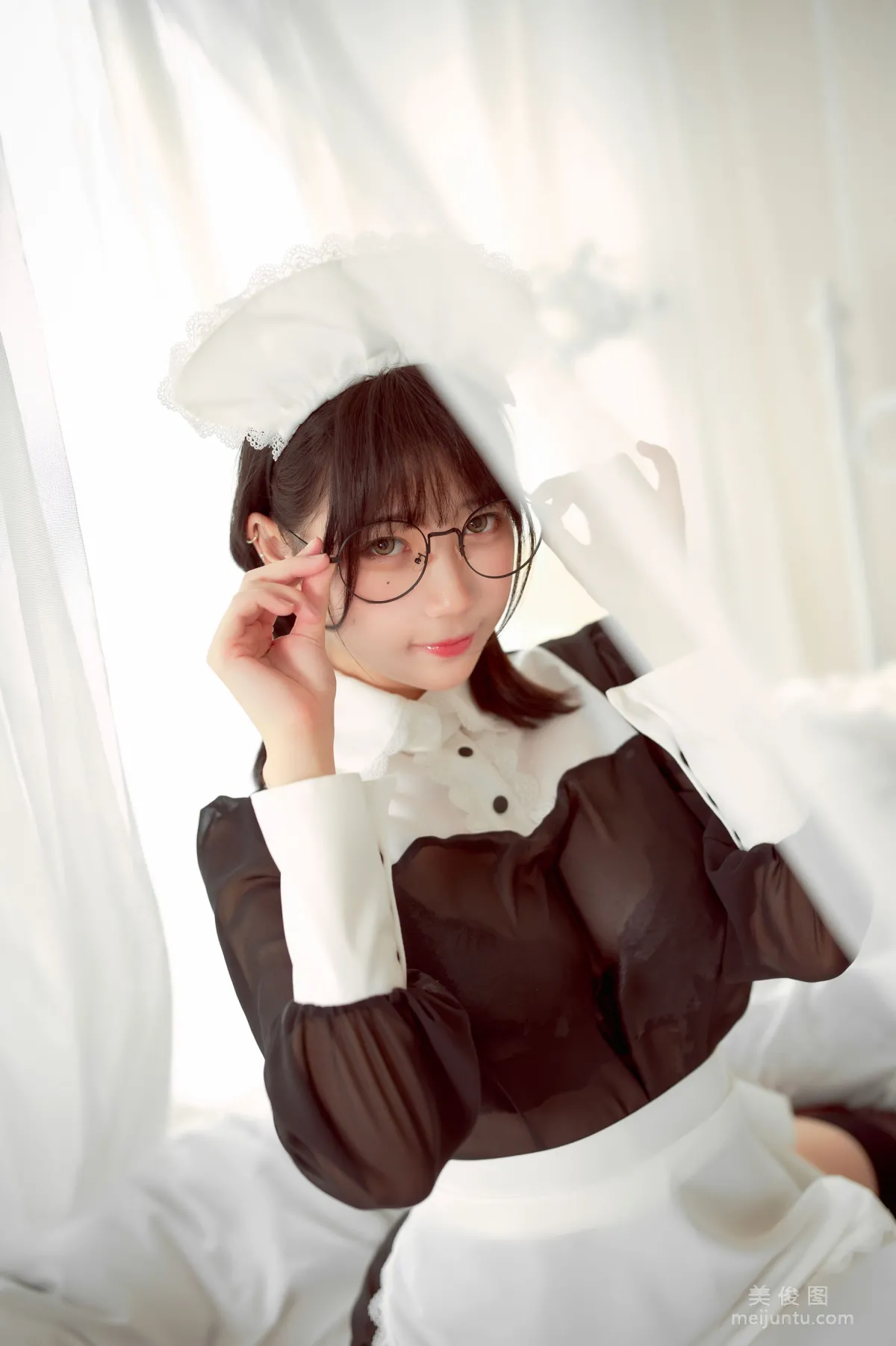 [網紅COSER] 周叽是可愛兔兔 - 眼鏡女仆 20
