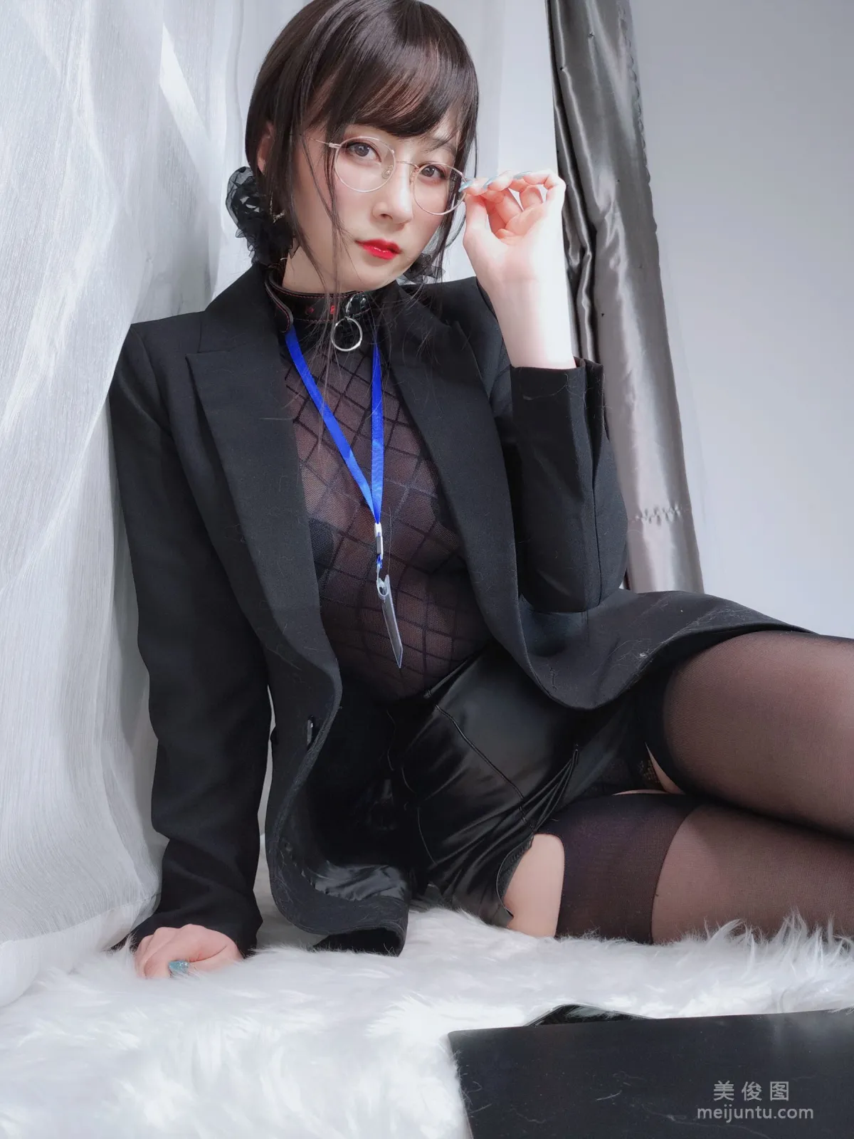 [網紅寫真] Coser小姐姐白銀 - 黑絲情趣 套圖 18