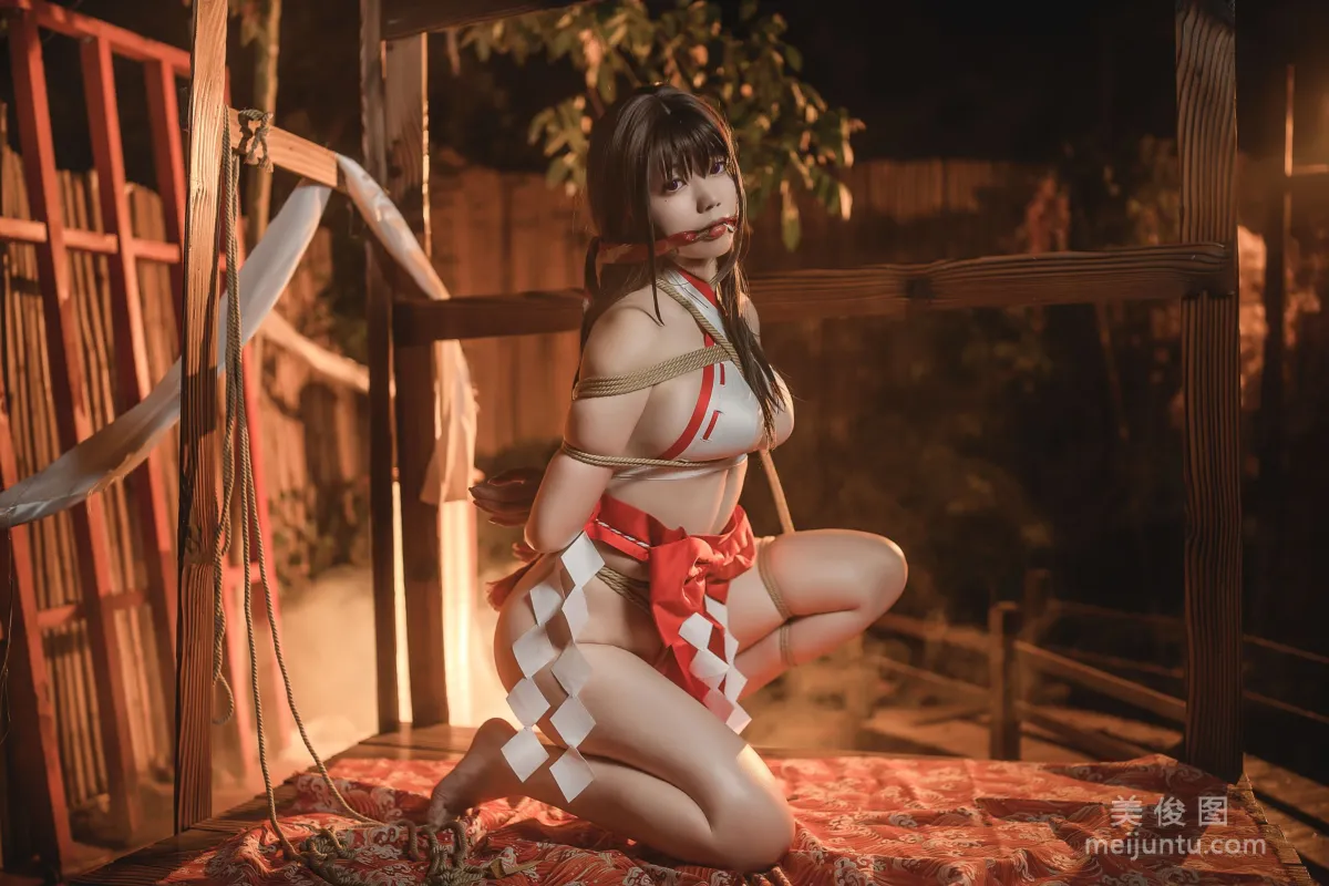 [網紅COSER] 啊日日_Ganlory - 繩與巫女 7