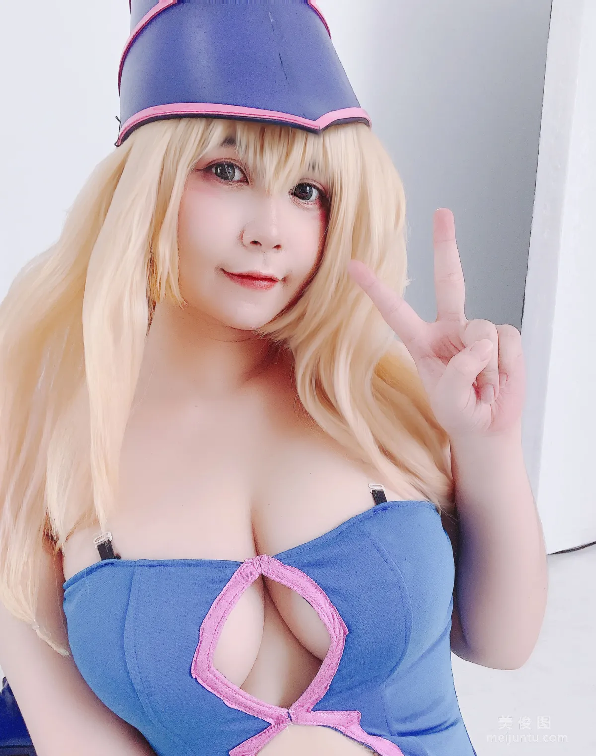 [網紅COSER] Uy Uy - Dark Magicial Girl 寫真套圖 35