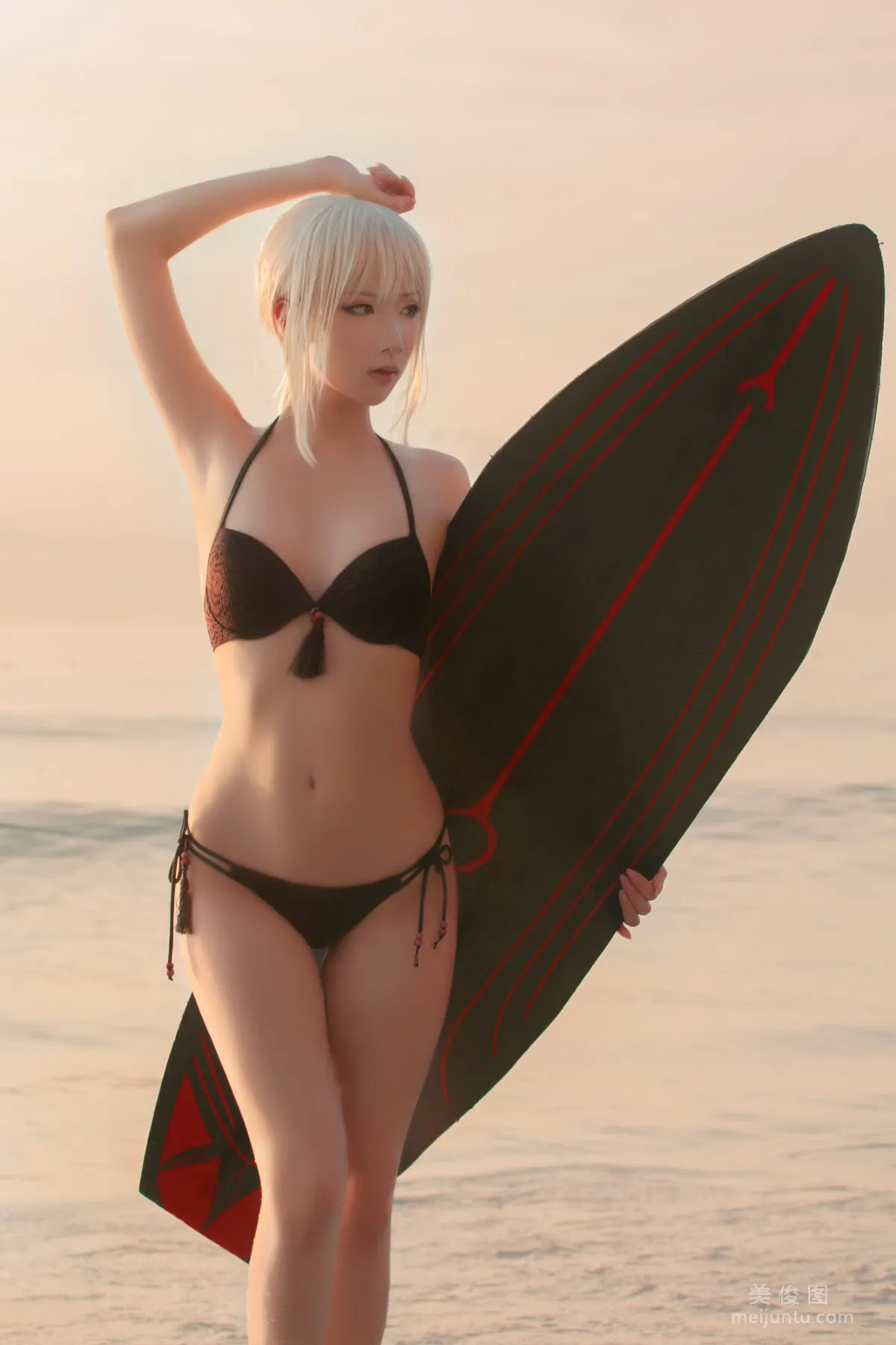 [網紅COSER] 半半子&amp;索索sophia - 海邊泳裝 37