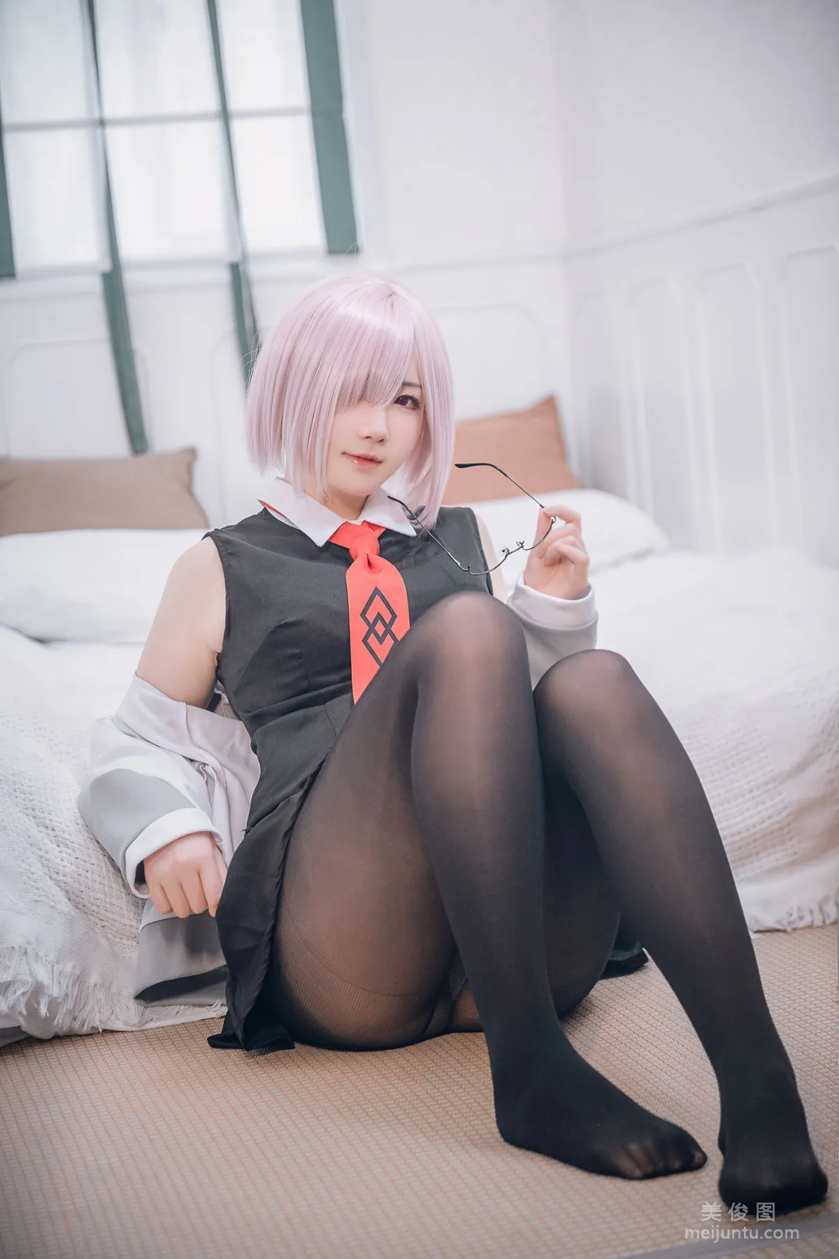 [網紅COSER] 微肉感萌妹是本末末 - 瑪修常服＆貓咪下着 2