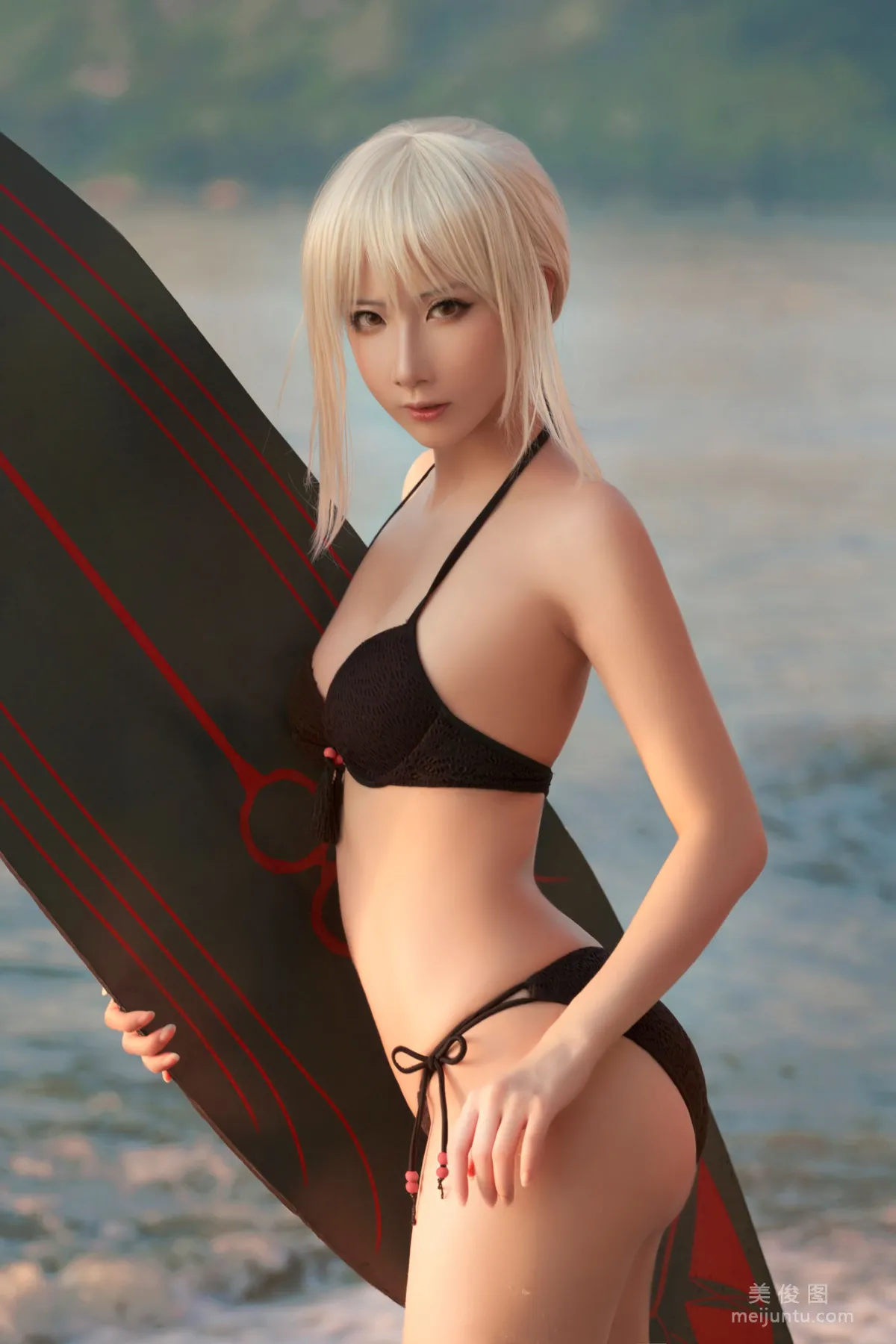 [網紅COSER] 半半子&amp;索索sophia - 海邊泳裝 36