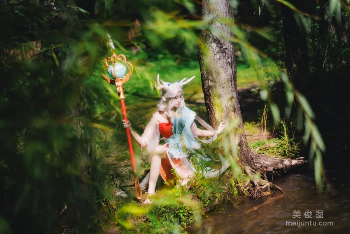 [網紅COSER] 桜桃喵 - 小鹿 寫真套圖 26