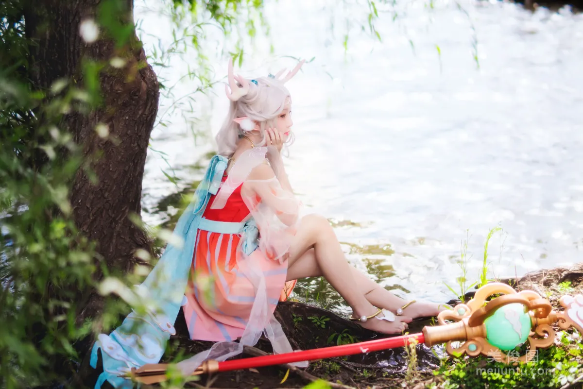 [網紅COSER] 桜桃喵 - 小鹿 寫真套圖 37