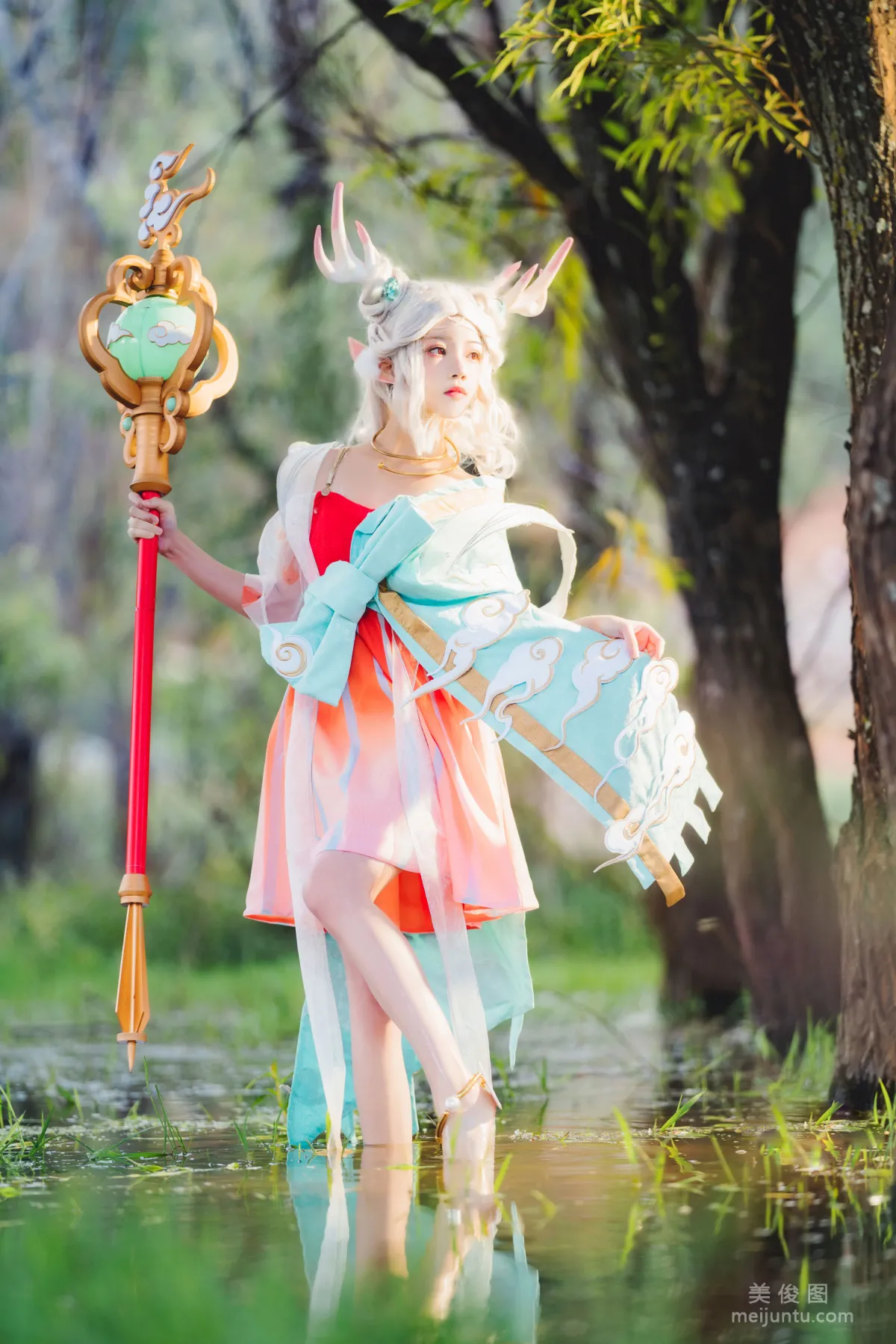 [網紅COSER] 桜桃喵 - 小鹿 寫真套圖 10