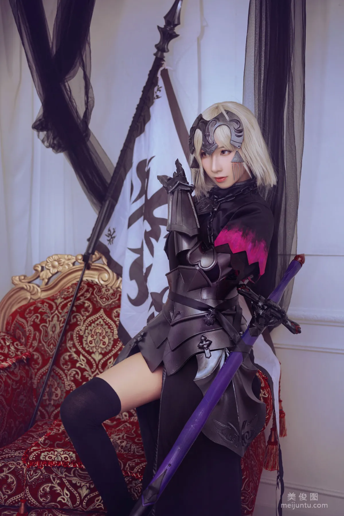 [網紅COSER] 半半子&amp;索索sophia - 黑貞1 9