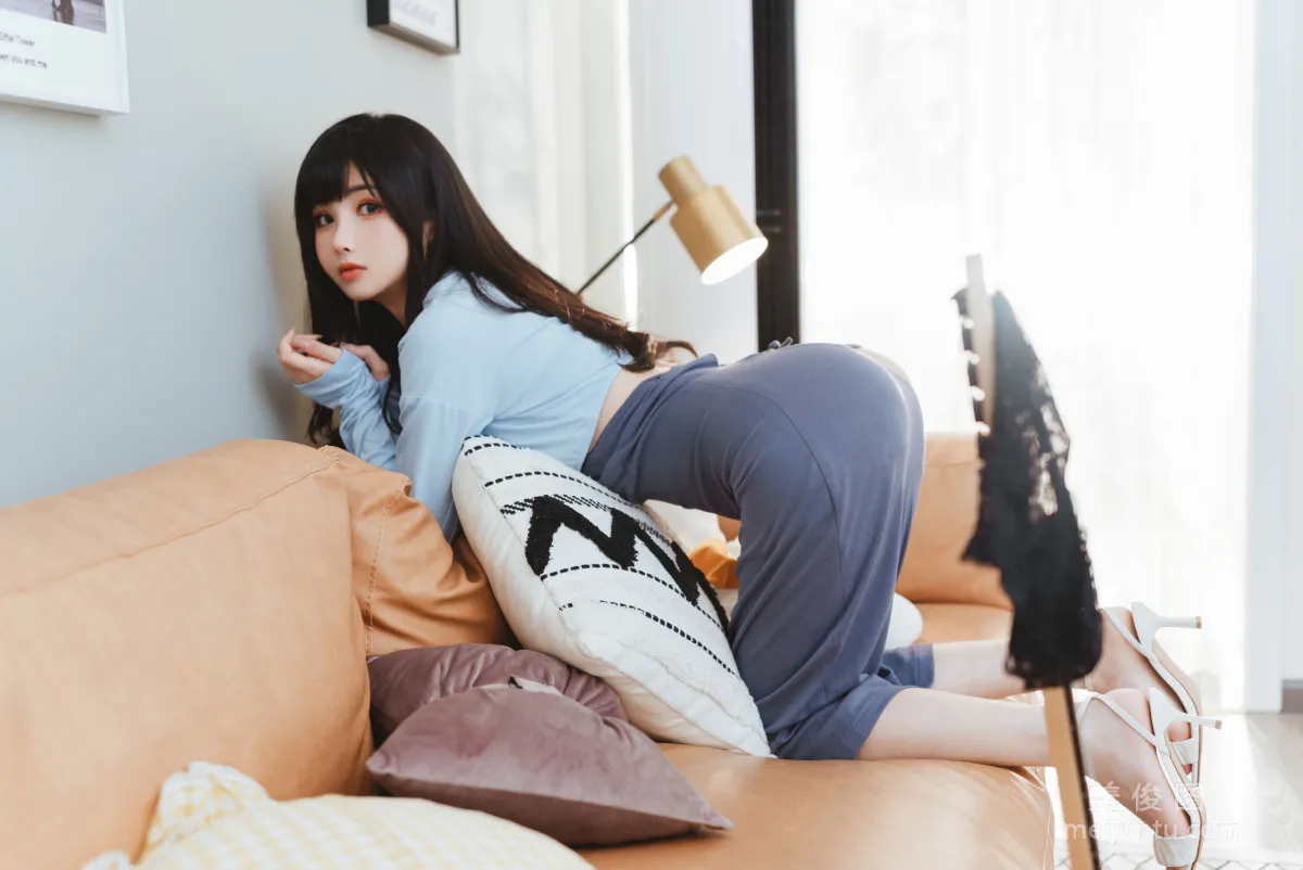 [網紅COSER] rioko涼涼子 - 吉他妹妹系帶裙 25