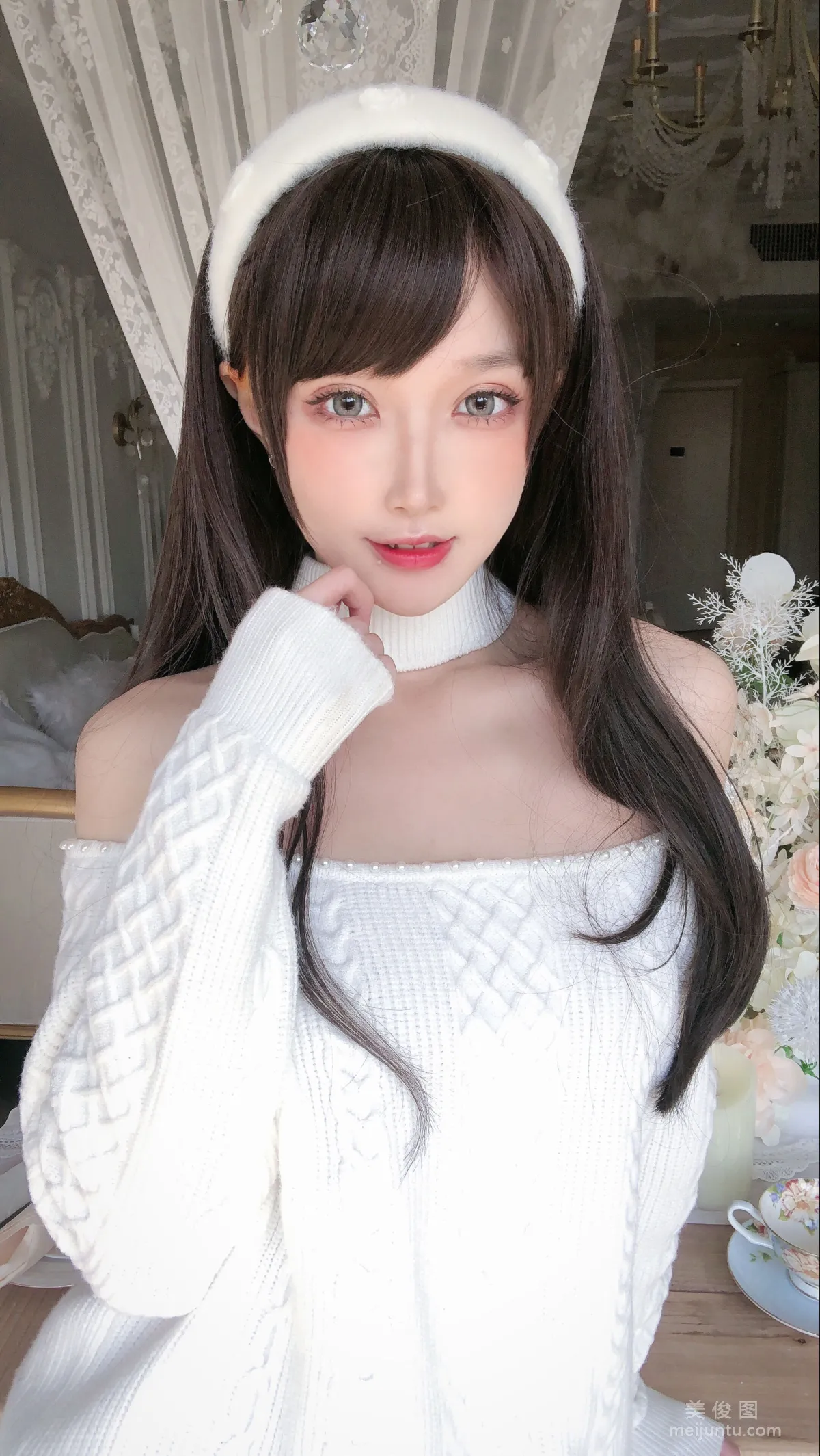[网红COSER] 动漫博主阿包也是兔娘 - 纯欲女友2