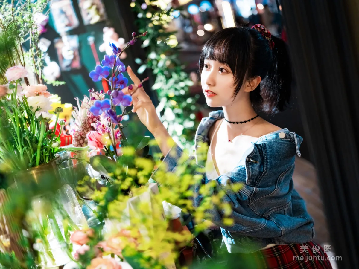 [網紅COSER] 小姐姐木綿綿OwO - 都市夜戀 寫真套圖 20
