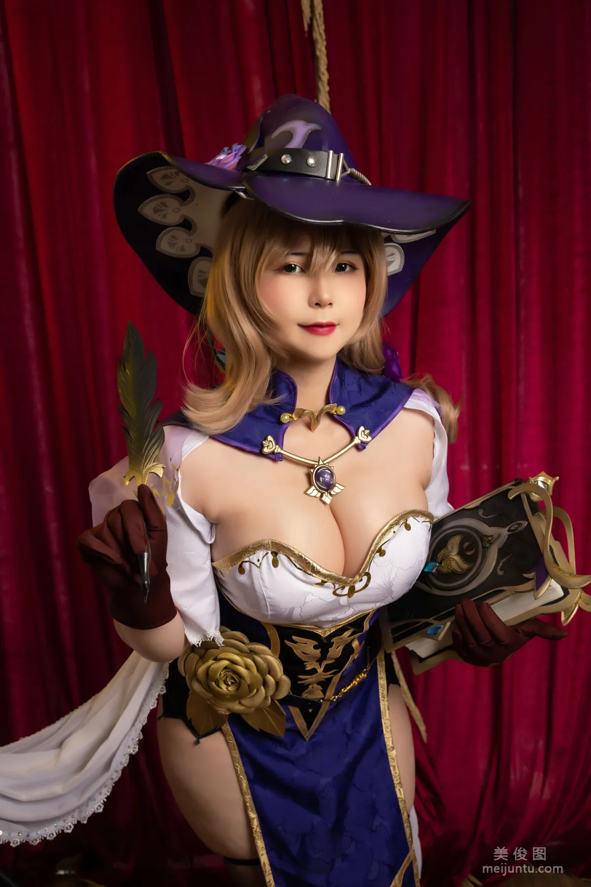 [網紅COSER] Uy Uy - Lisa 寫真套圖 2
