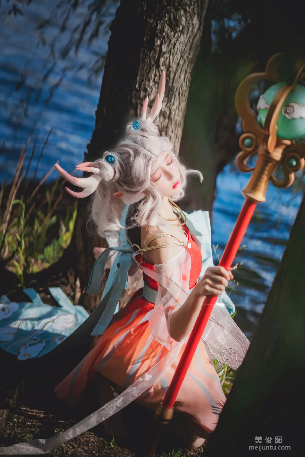 [網紅COSER] 桜桃喵 - 小鹿 寫真套圖 27