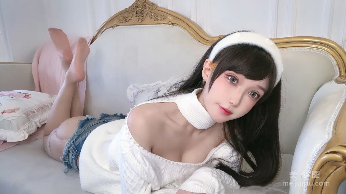 [網紅COSER] 動漫博主阿包也是兔娘 - 純欲女友 32