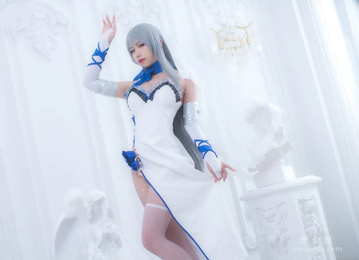 [网红COSER] 一北亦北 - 路易九世礼服  写真套图3