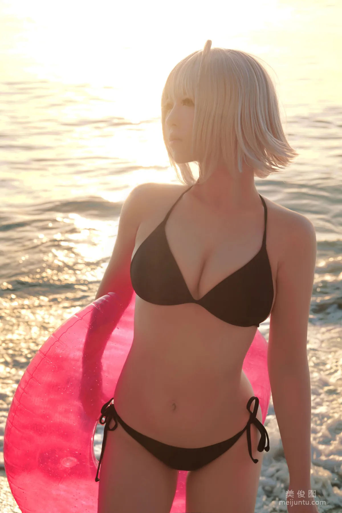 [網紅COSER] 半半子&amp;索索sophia - 海邊泳裝 34