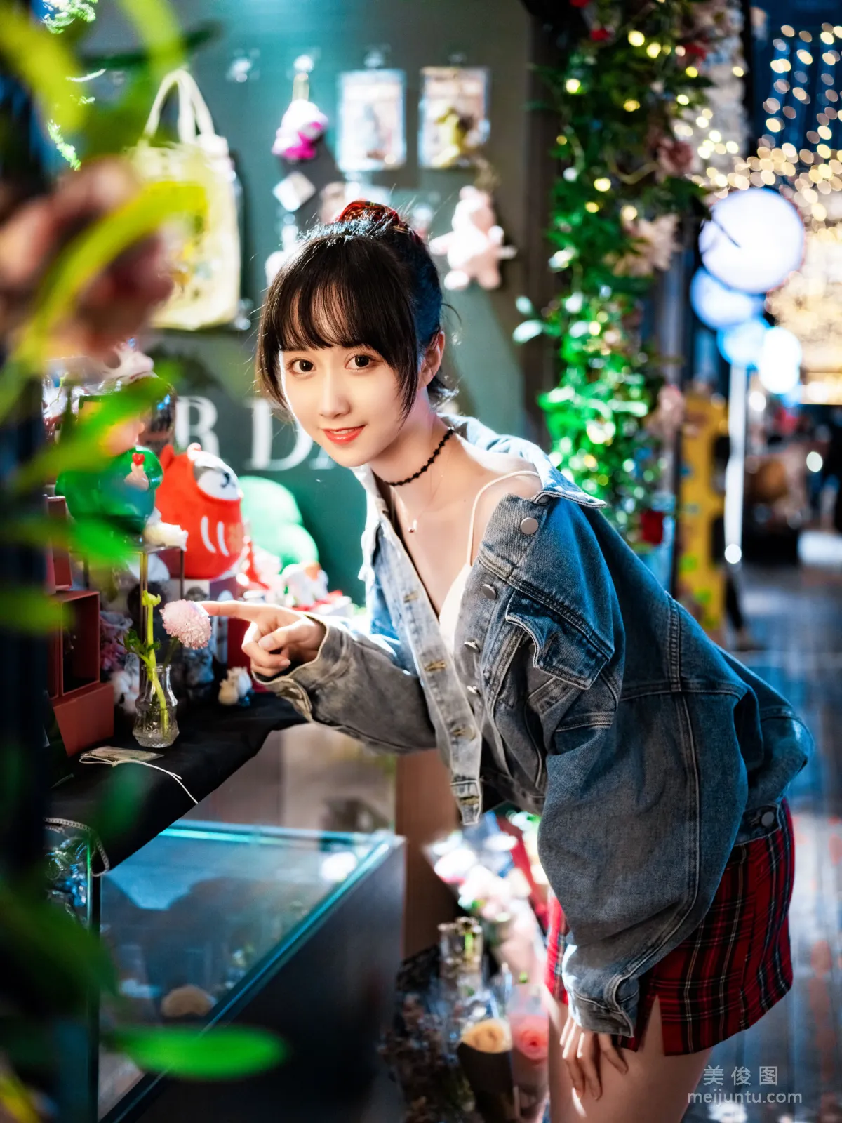 [網紅COSER] 小姐姐木綿綿OwO - 都市夜戀 寫真套圖 18