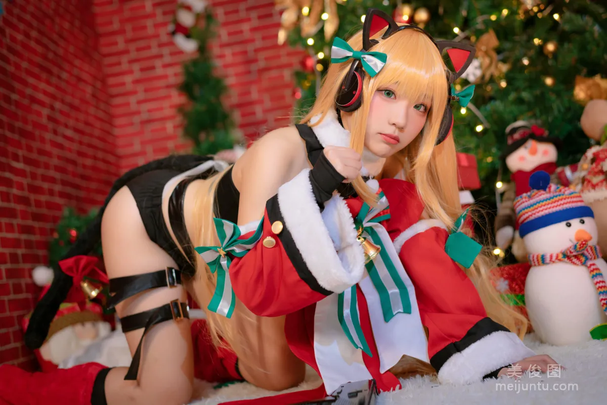 [網紅COSER] 動漫博主Mime彌美 - 少女前線 TMP 聖誕節 寫真套圖 10