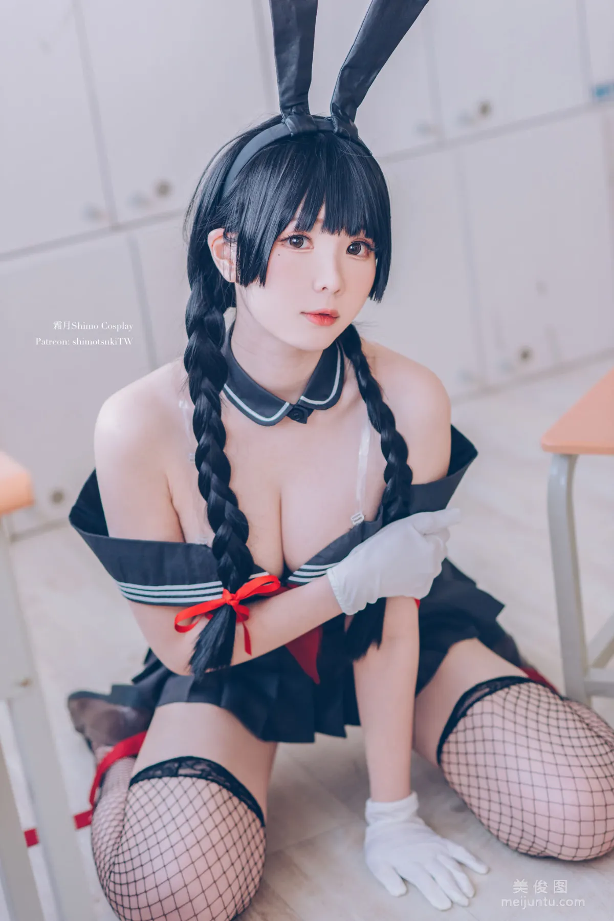 [網紅COSER] 微博妹紙霜月shimo - 卯月桃子 水手服兔女郎 17