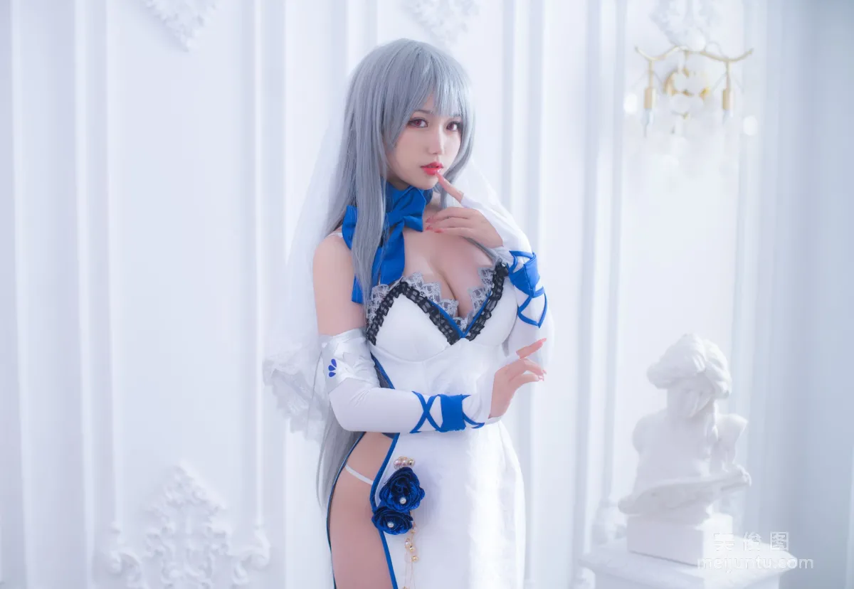 [网红COSER] 一北亦北 - 路易九世礼服  写真套图1