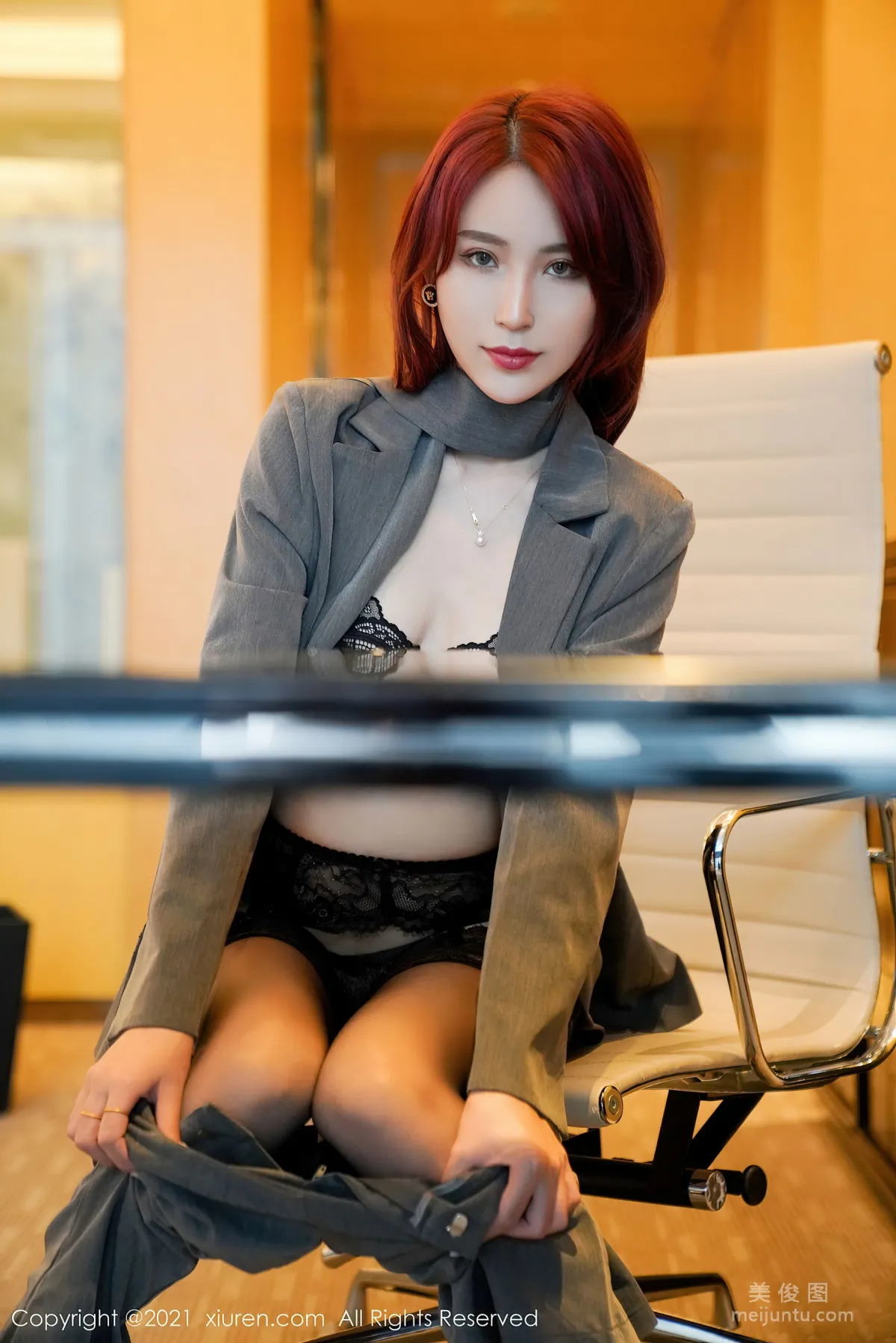 [秀人XIUREN] No.3368 周慕汐baby - 經典職場職業OL制服 31