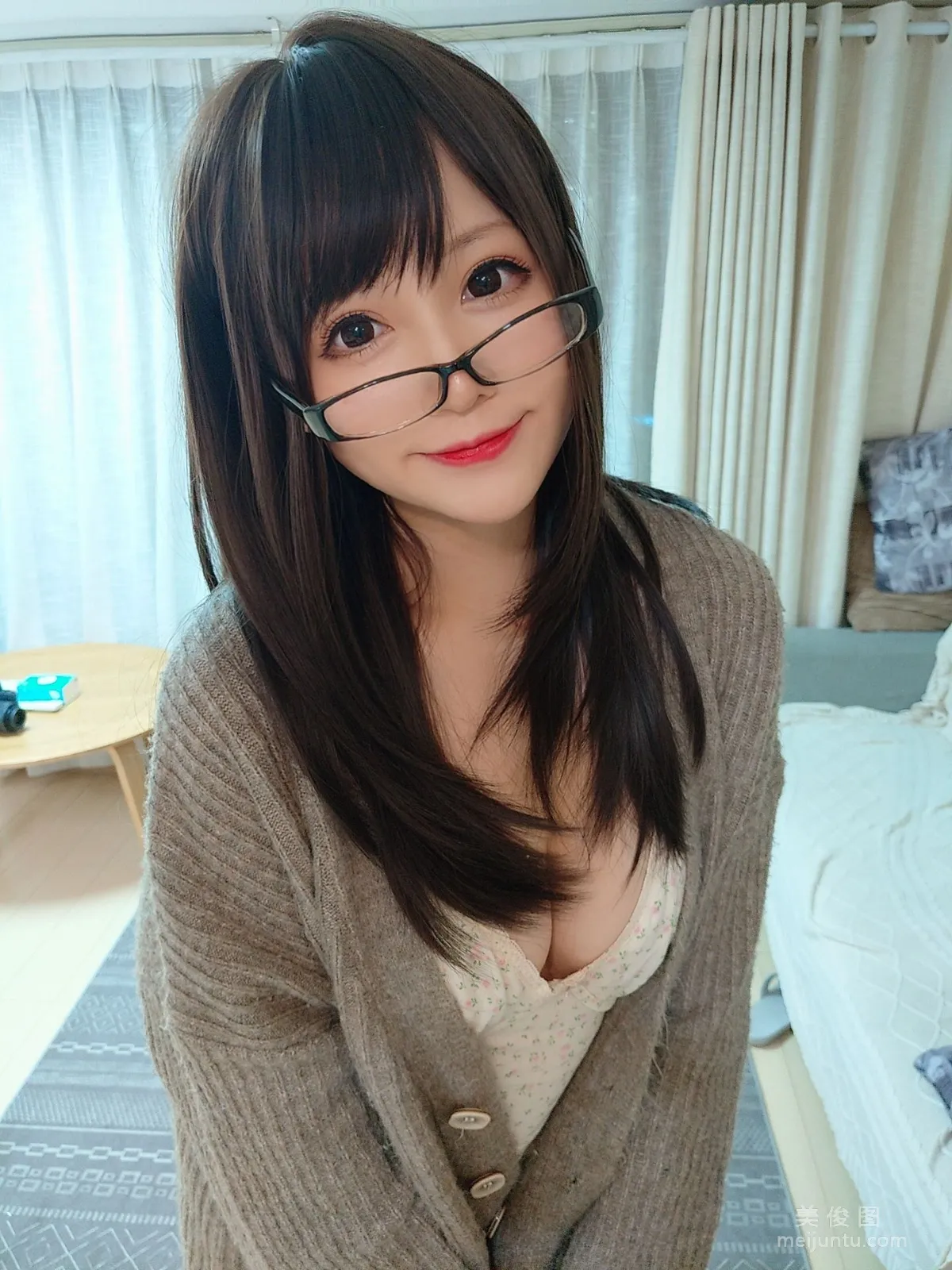 [网红COSER写真] 萌妹子Nyako喵子 - 妄想彼女との同棲生活 之 2组居家睡衣系列7
