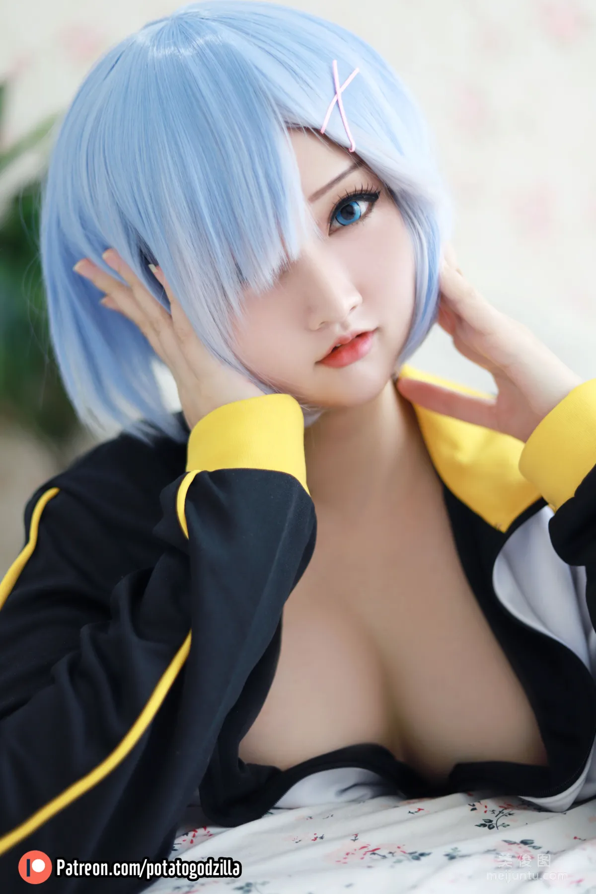 [網紅COSER寫真] 小姐姐Potato Godzilla - Rem In Subaru Jacket 29