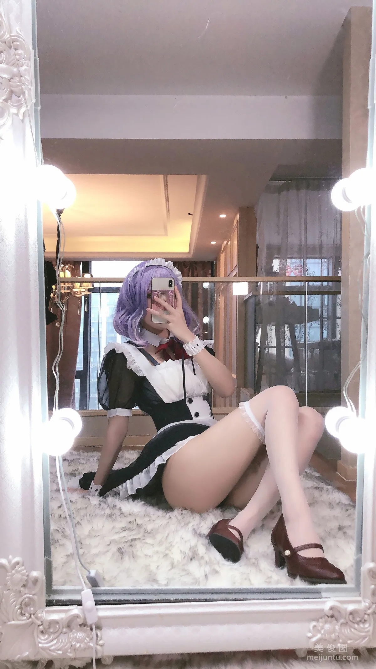 [網紅COSER寫真] 動漫博主阿包也是兔娘 - 女仆 套圖 10