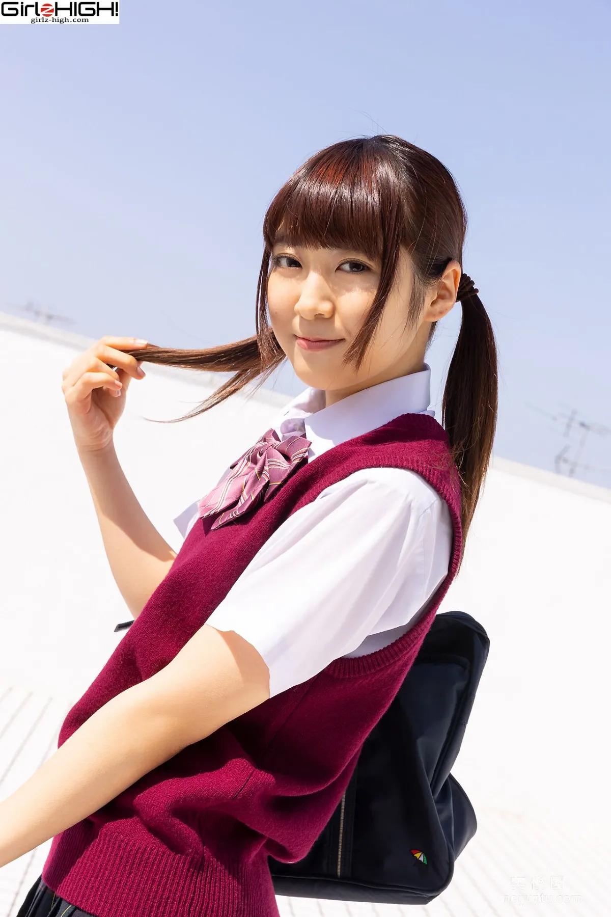 [Girlz-High] Ai Takanashi 高梨あい - ghwb_014_001 9