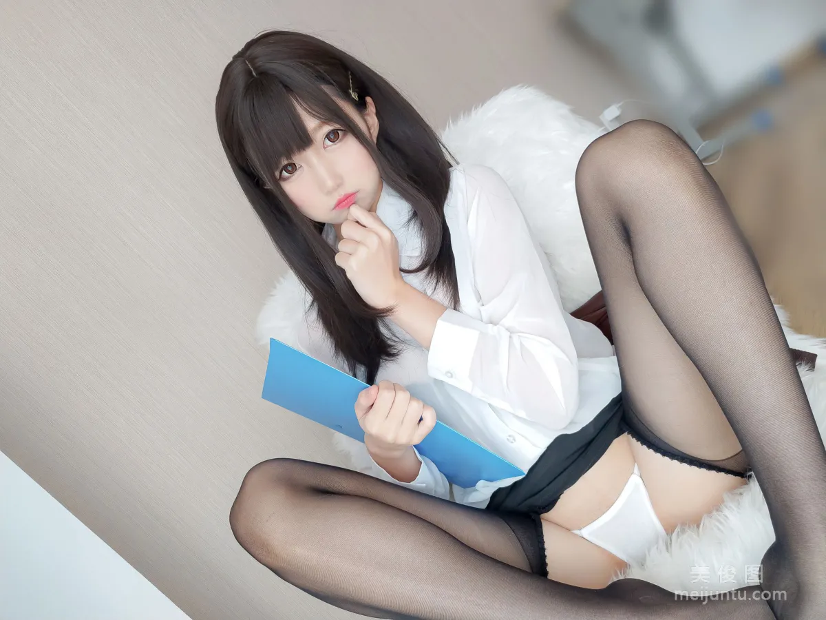 [網紅COSER寫真] NAGISA魔物喵 - 黑絲OL 套圖 4