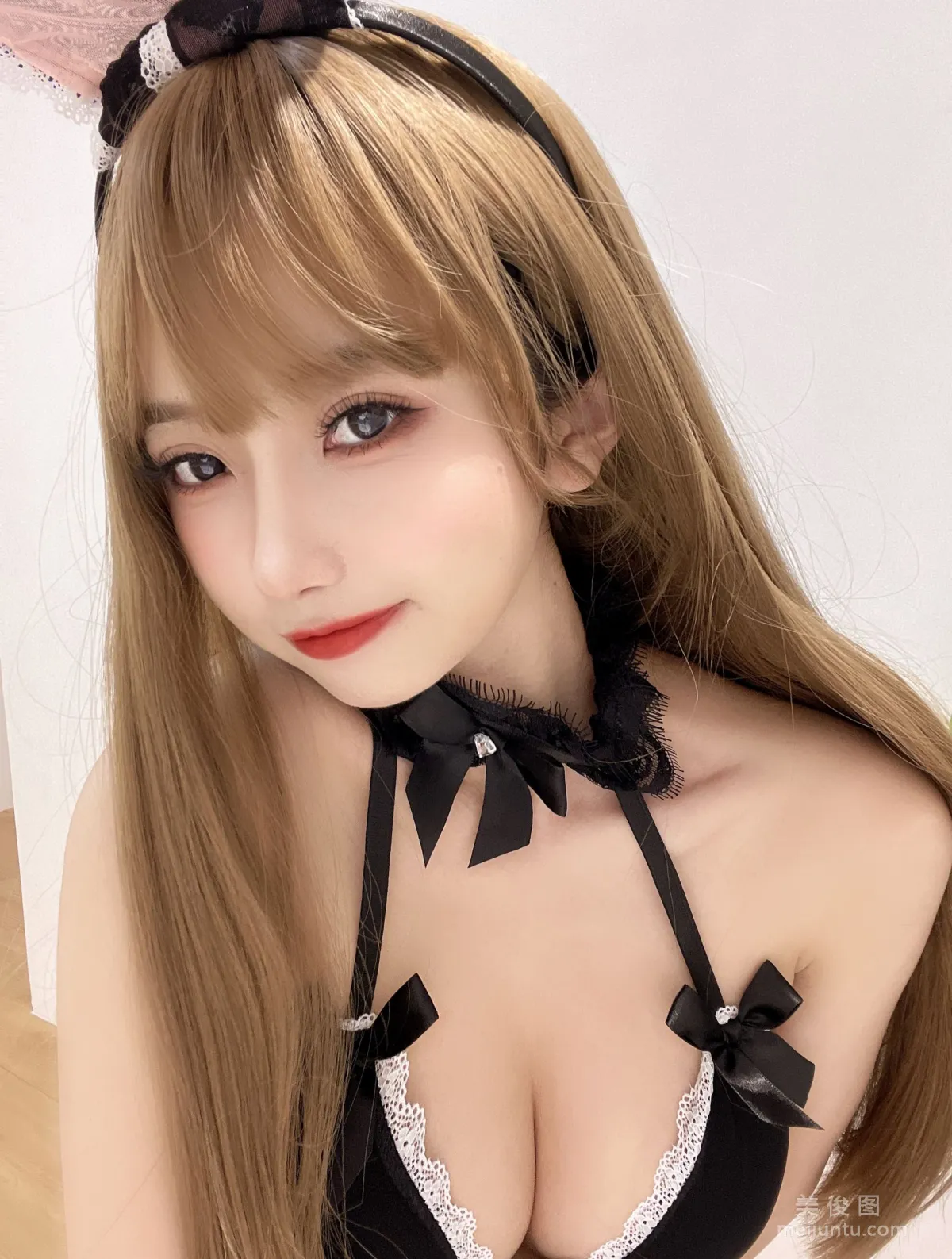 [網紅COSER寫真] 白嫩美少女鬼畜瑤 - 蕾絲兔女郎 套圖 18
