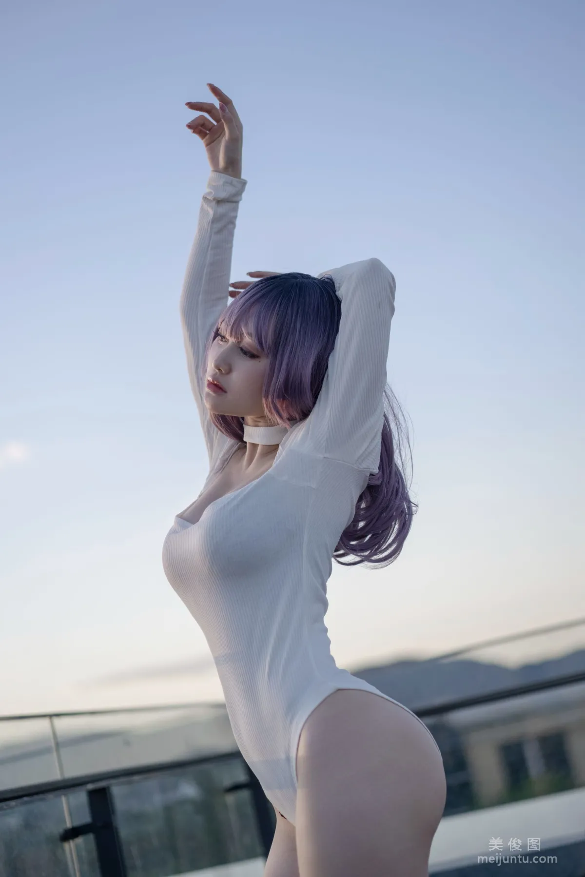 [網紅COSER寫真] 動漫博主脫尾巴Mizuki - 天台 套圖 31