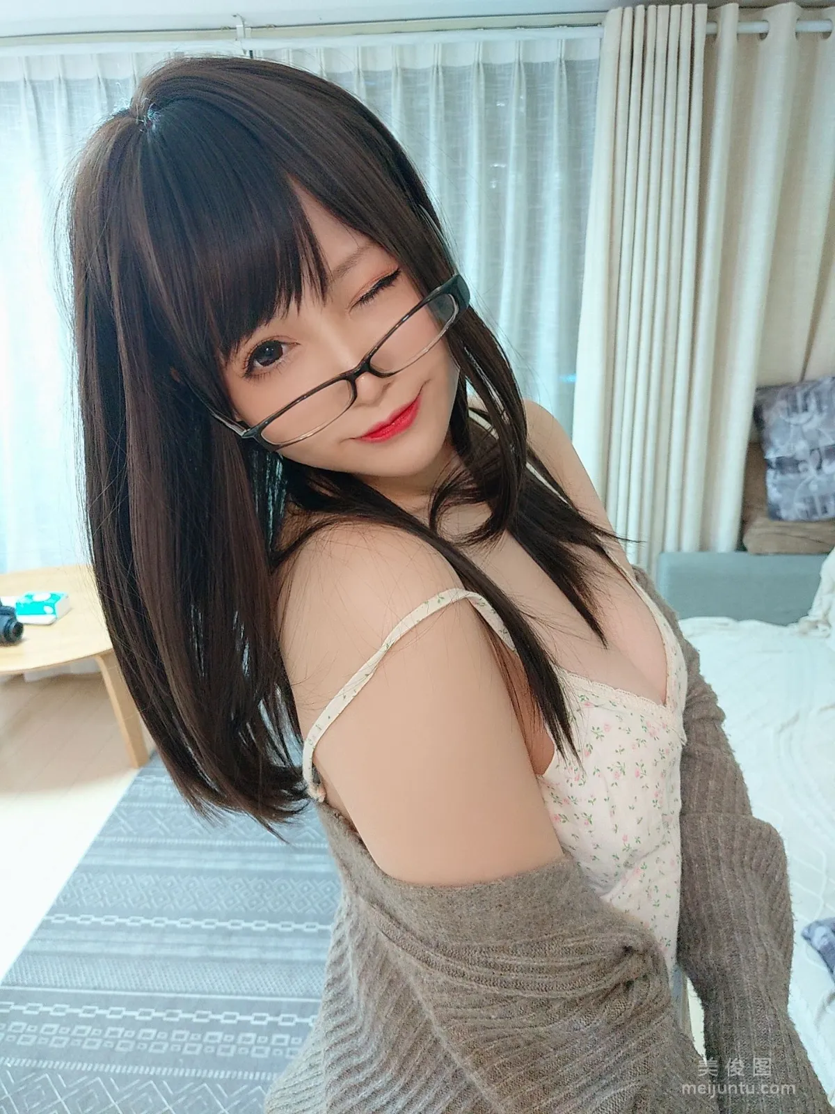 [網紅COSER寫真] 萌妹子Nyako喵子 - 妄想彼女との同棲生活 之 2組居家睡衣系列 14
