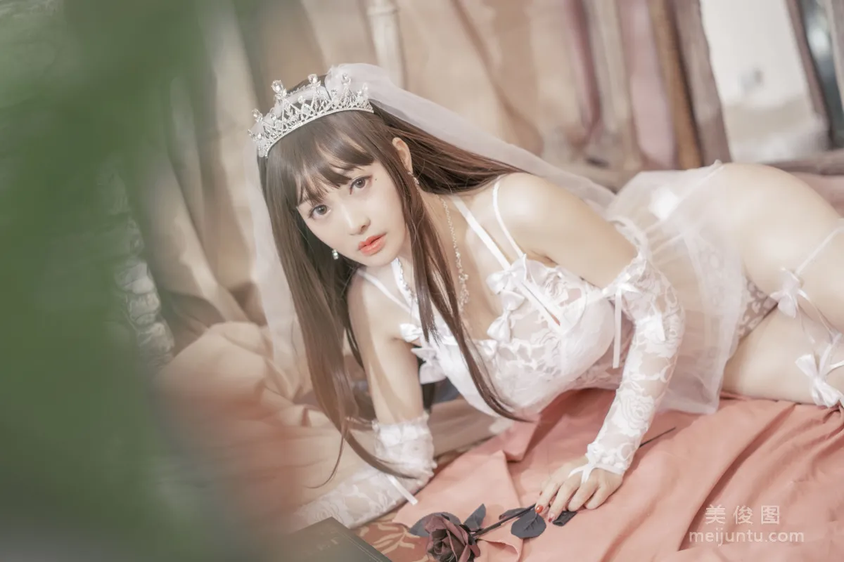 [網紅COSER寫真] 動漫博主脫尾巴Mizuki - 婚紗 套圖 19