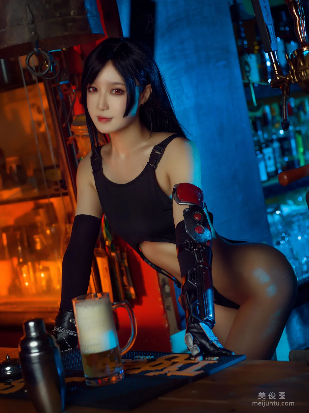 动漫博主阿包也是兔娘 - 蒂法 套图11