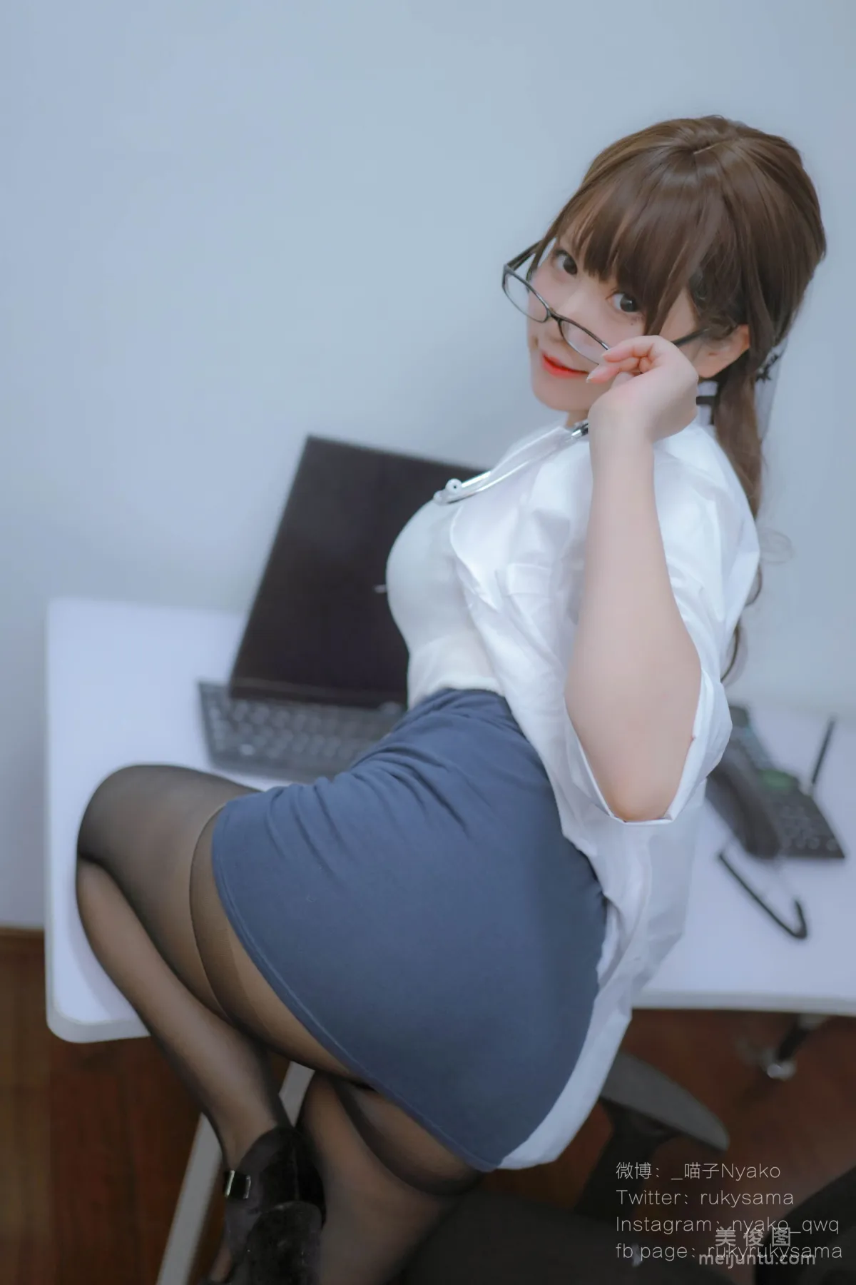 [網紅COSER寫真] 萌妹子Nyako喵子 - 秘密病棟 套圖 14