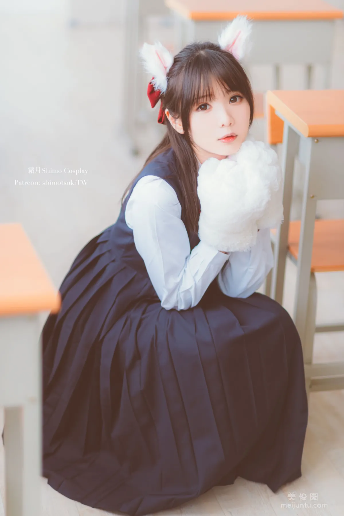 [網紅COSER] 微博妹紙霜月shimo - JK校服的誘惑 2