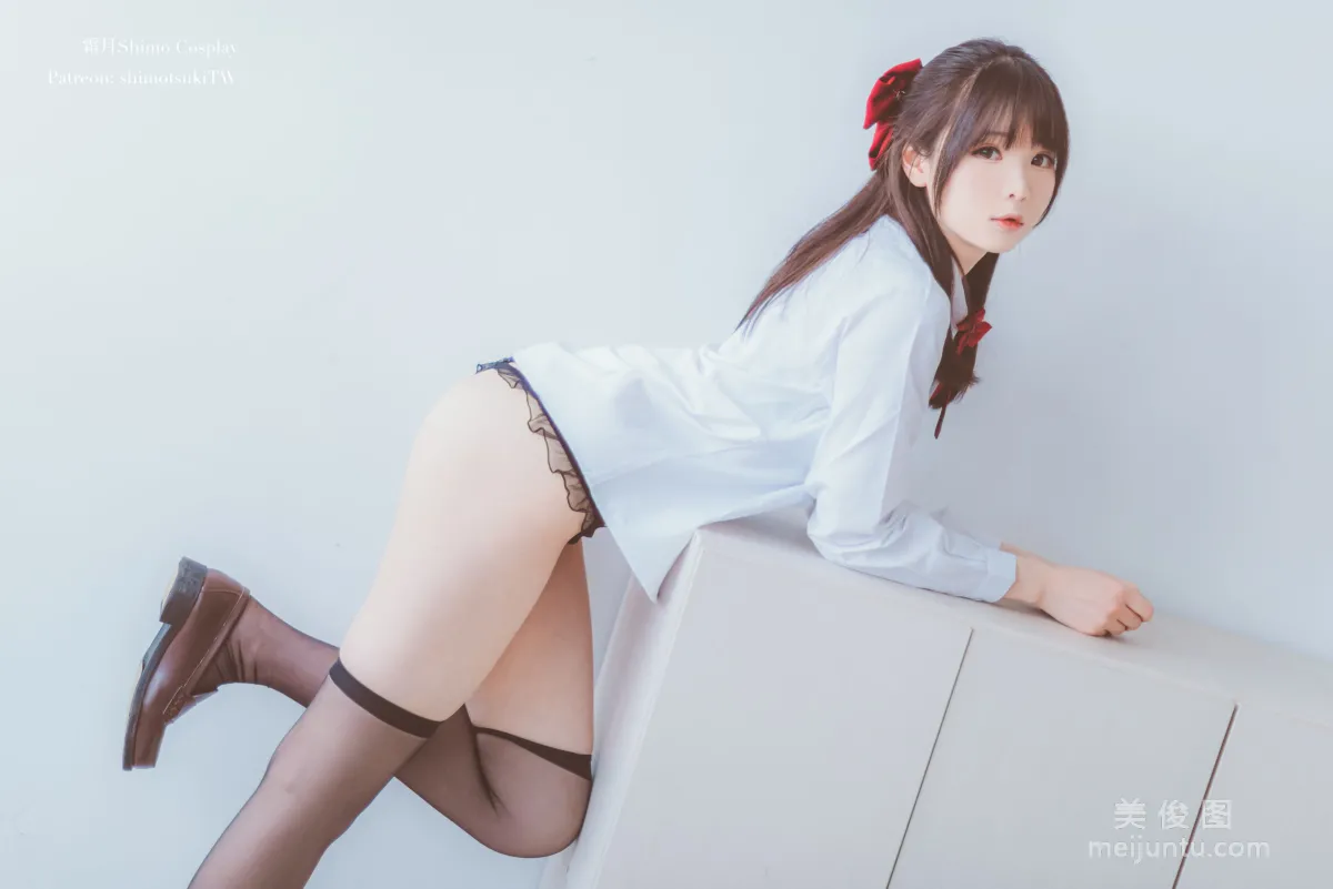 [網紅COSER] 微博妹紙霜月shimo - JK校服的誘惑 12